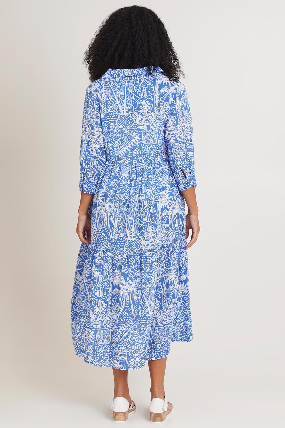 Model Ziara wearing size 10 of the Collar Cotton Midi Dress in colour Blue (Blue), from the back