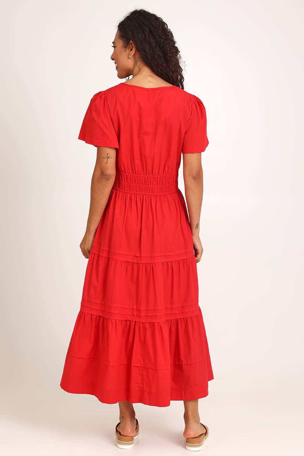 Model Pamelar wearing size 10 of the Essentials Poplin Short Sleeve Cotton Maxi Dress - Red in colour Red, from the front