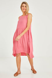 Model Kelly wearing size 10 of the Essentials Linen Blend Bubble Dress in colour Pinkpunch (Pink), from the front, showing the whole outfit