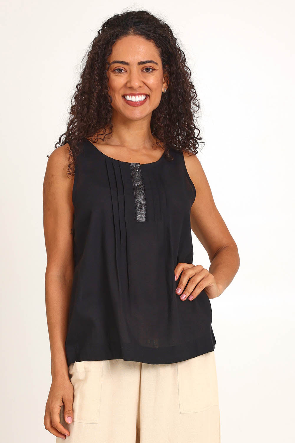 Model Pamelar wearing size 10 of the Essentials Linen Blend Cami - Black in colour Black, from the front