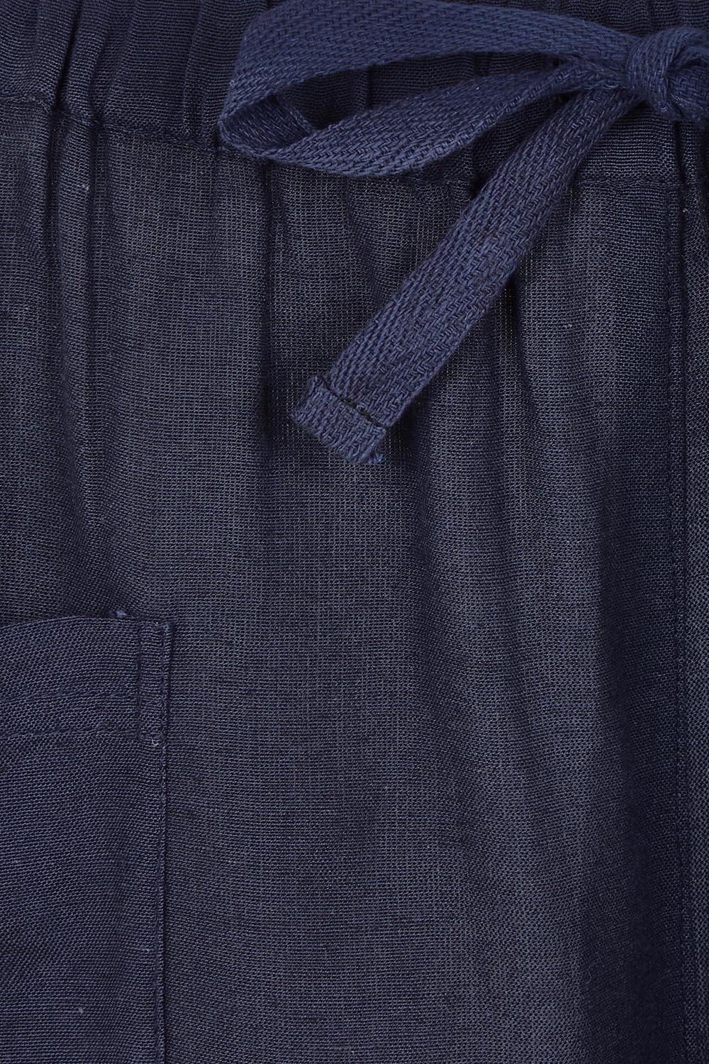 Product shot of the Essentials Linen Blend Shorts in colour Navy (Blue), detail