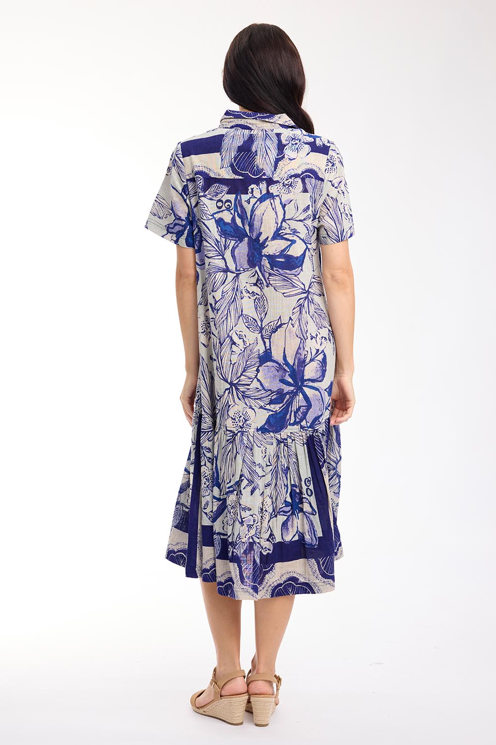 Model Genericm wearing size sample of the Long Patch Dress – Print in colour Print, from the front