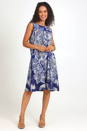 Model Pamelar wearing size 10 of the Sleeveless Midi Dress – Print in colour Print, from the front