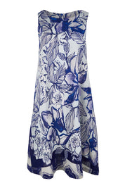 Product shot of the Sleeveless Midi Dress – Print in colour Print, from the front