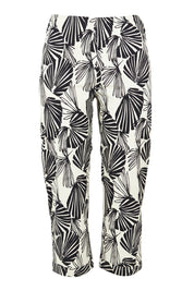 Product shot of the Papagayo Cotton Pant in colour Print (Black), from the front