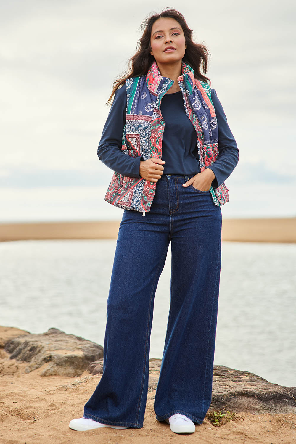 Printed Puffer Vest – Paisley