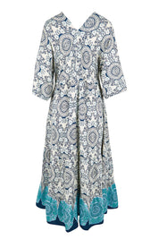 Product shot of the V Maxi Dress – Print in colour Print, from the back
