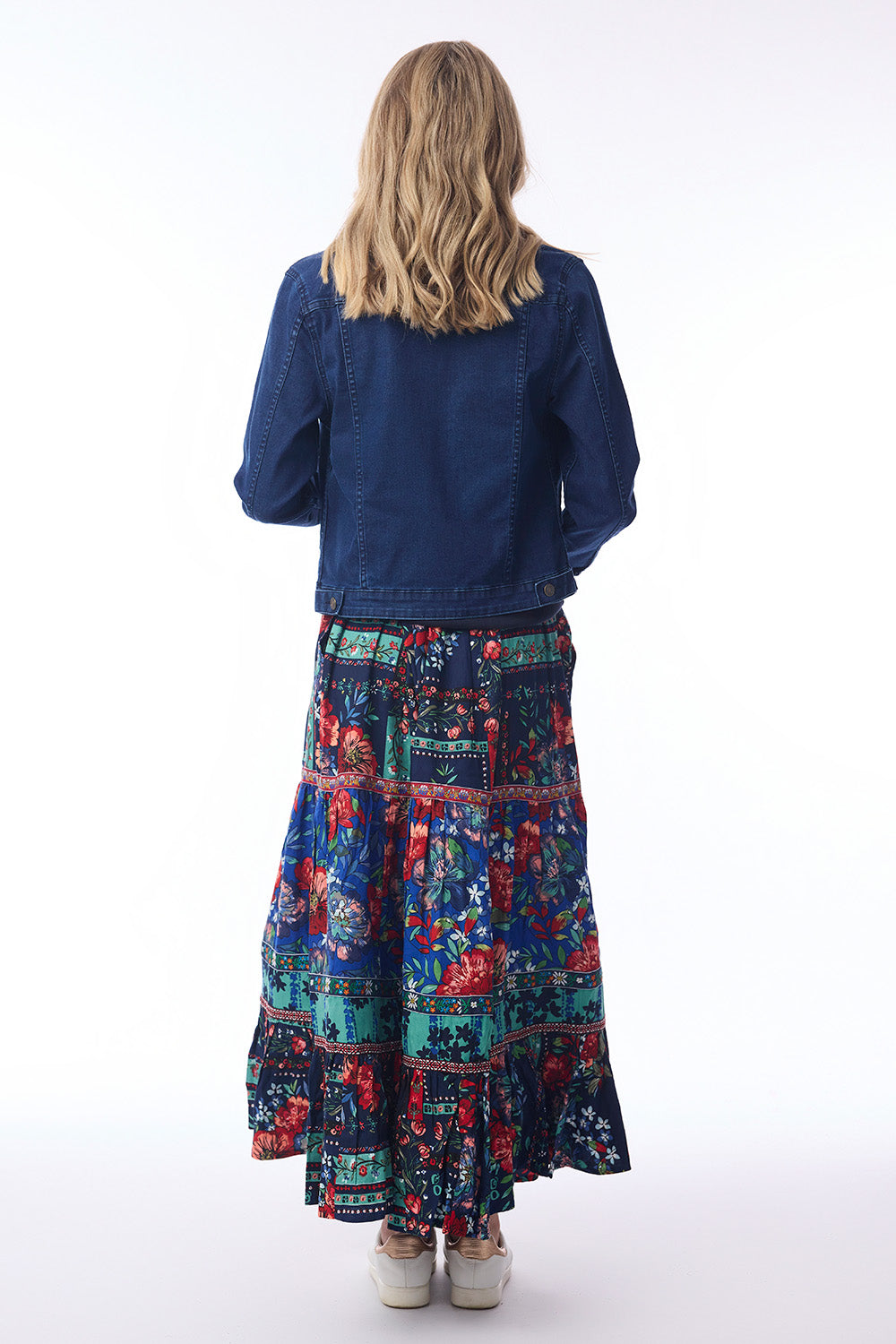 A model wearing the Layered Skirt in colour Ivanova, from the back