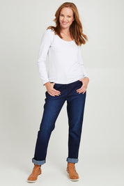 Model Katie wearing size 10 of the Essentials Straight Leg Denim Jeans in colour Dark (Blue), from the front, showing the whole outfit