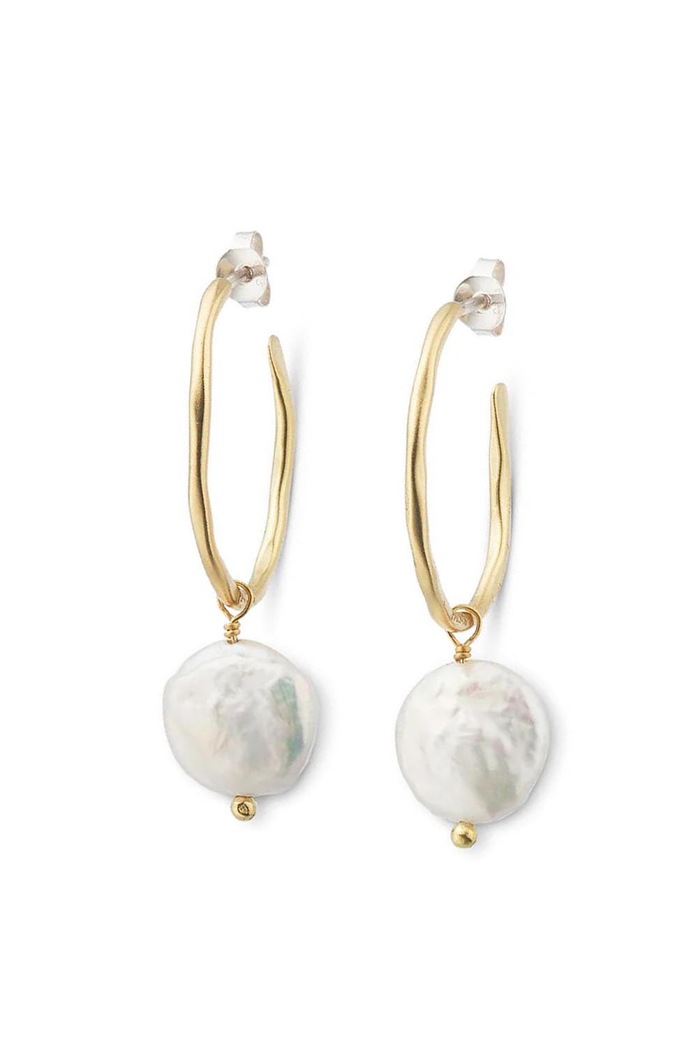 Product shot of the Perfect Gold Pearl Hoop Earrings in colour Goldpearl (Metallics), from the front