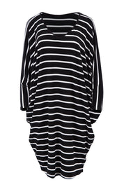 Product shot of the Long Sleeve Stripe Miracle Dress in colour BlackWhite (Black), from the front