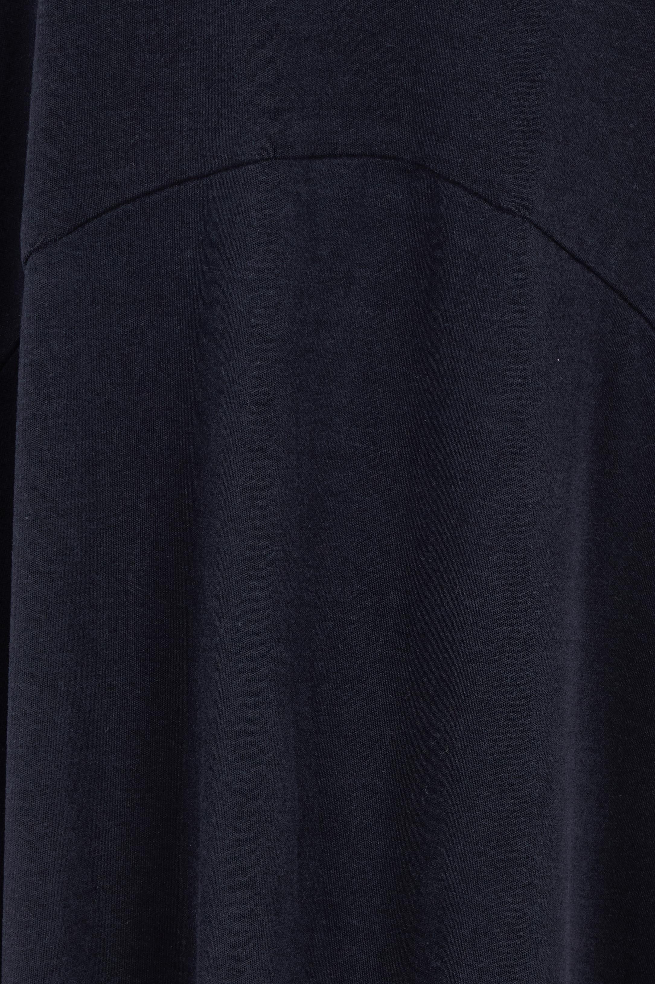 Product shot of the Alviva Lounge Dress in colour Navy (Blue), detail