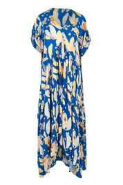 Product shot of the Peak Maxi Dress in colour Fruitpunch (Blue), detail