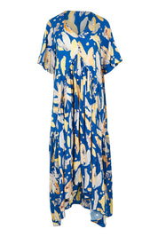 Product shot of the Peak Maxi Dress in colour Fruitpunch (Blue), from the front