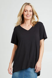Model Grace wearing the Tin colourShirt S/S Top - Black (Black), from the front, cropped image
