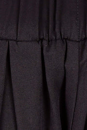 Product shot of the Ultimate Pant in colour Black (Black), detail