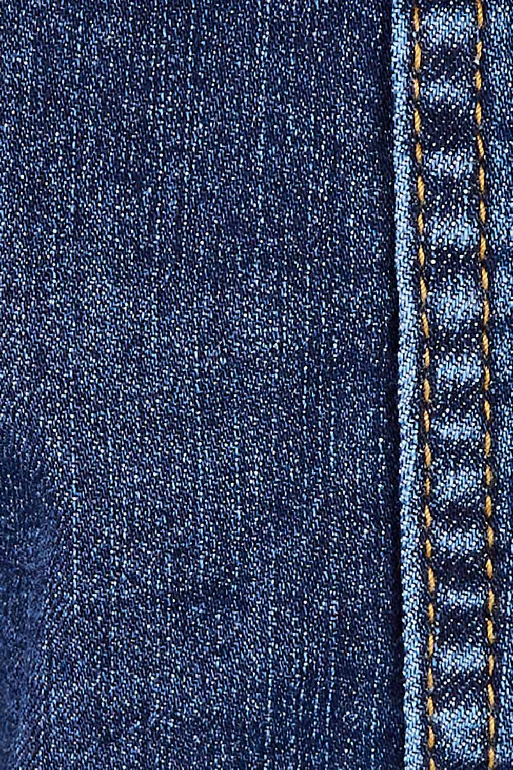 Product shot of the Denim Jacket in colour Dkblue (Blue), detail