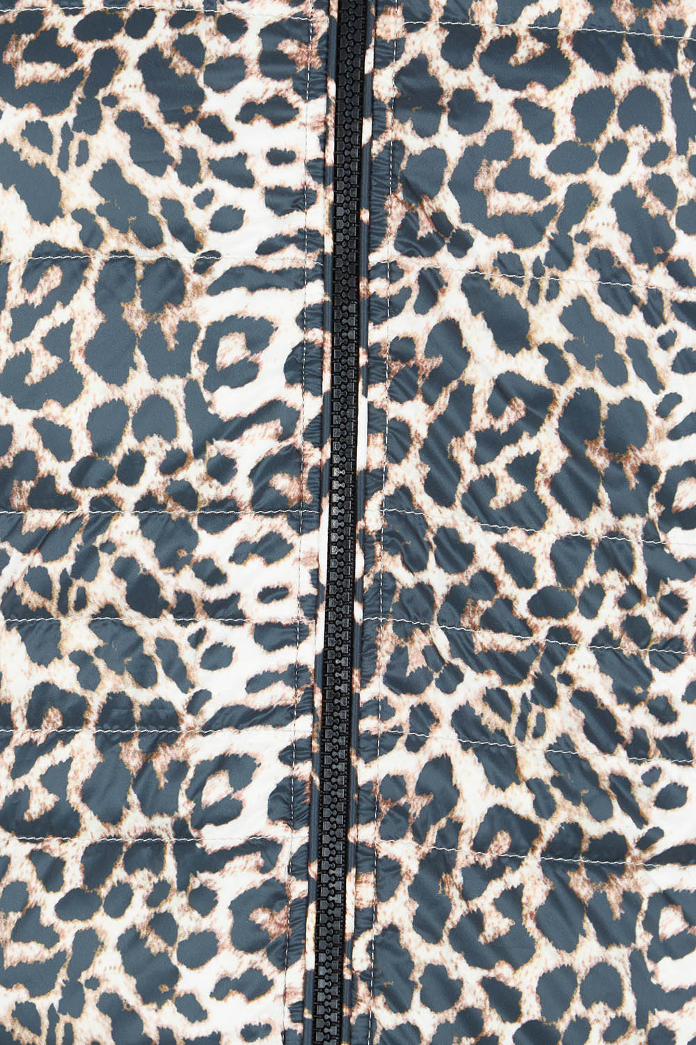 Product shot of the 3/4 Reversible Down Jacket in colour Safari (Black), detail