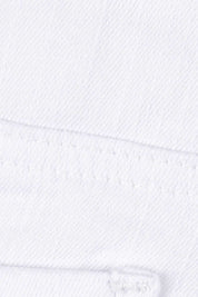 Product shot of The Boyfriend Jean in colour White (White), detail