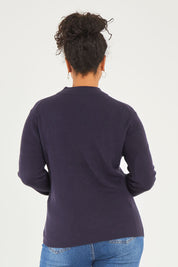 Model Noli wearing size L of The Essential Soft Rib Skivvy in colour Navy (Blue), from the back