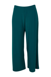 Product shot of The Recycled Relax Fit Pant in colour Deeplagoon (Green), from the front