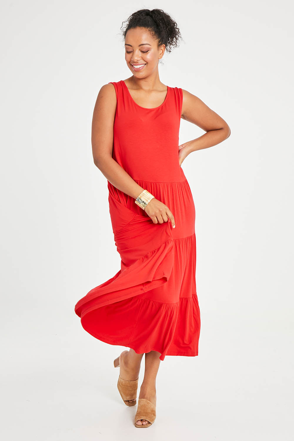 Model Noli wearing size 14 of The Tiered Tank Dress in colour Red (Red), from the front, showing the whole outfit