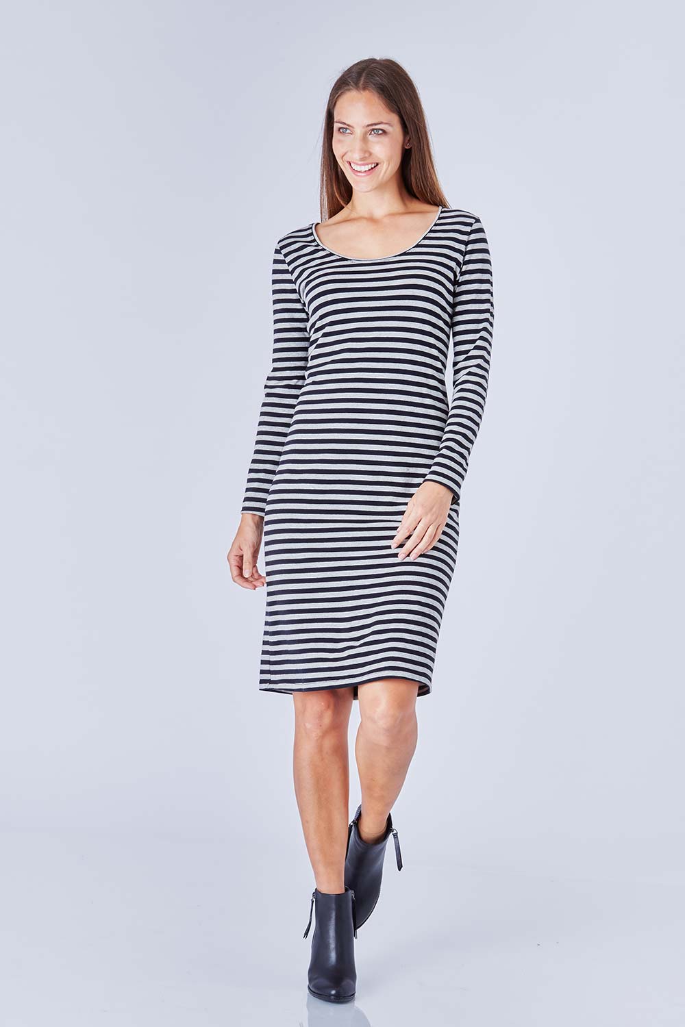 Model Anna wearing size 8 of The Everyday Midi Dress in colour BlackGrey (Grey), from the front, showing the whole outfit