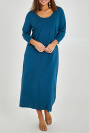 Model Monique wearing size 14 of The Bamboo 3/4 Sleeve Maxi Dress in colour Blueberry (Blue), from the front, cropped image