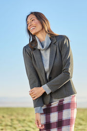 Model Amanda wearing size 10 of The Ponte Blazer in colour GreyMarle (Grey), from the front, showing the whole outfit