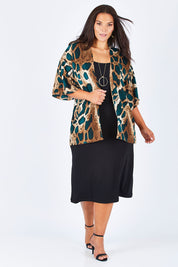 Model Lauren wearing size 16 of the Belle Python Print Kimono Jacket in colour Pythprin (Black), from the front, showing the whole outfit