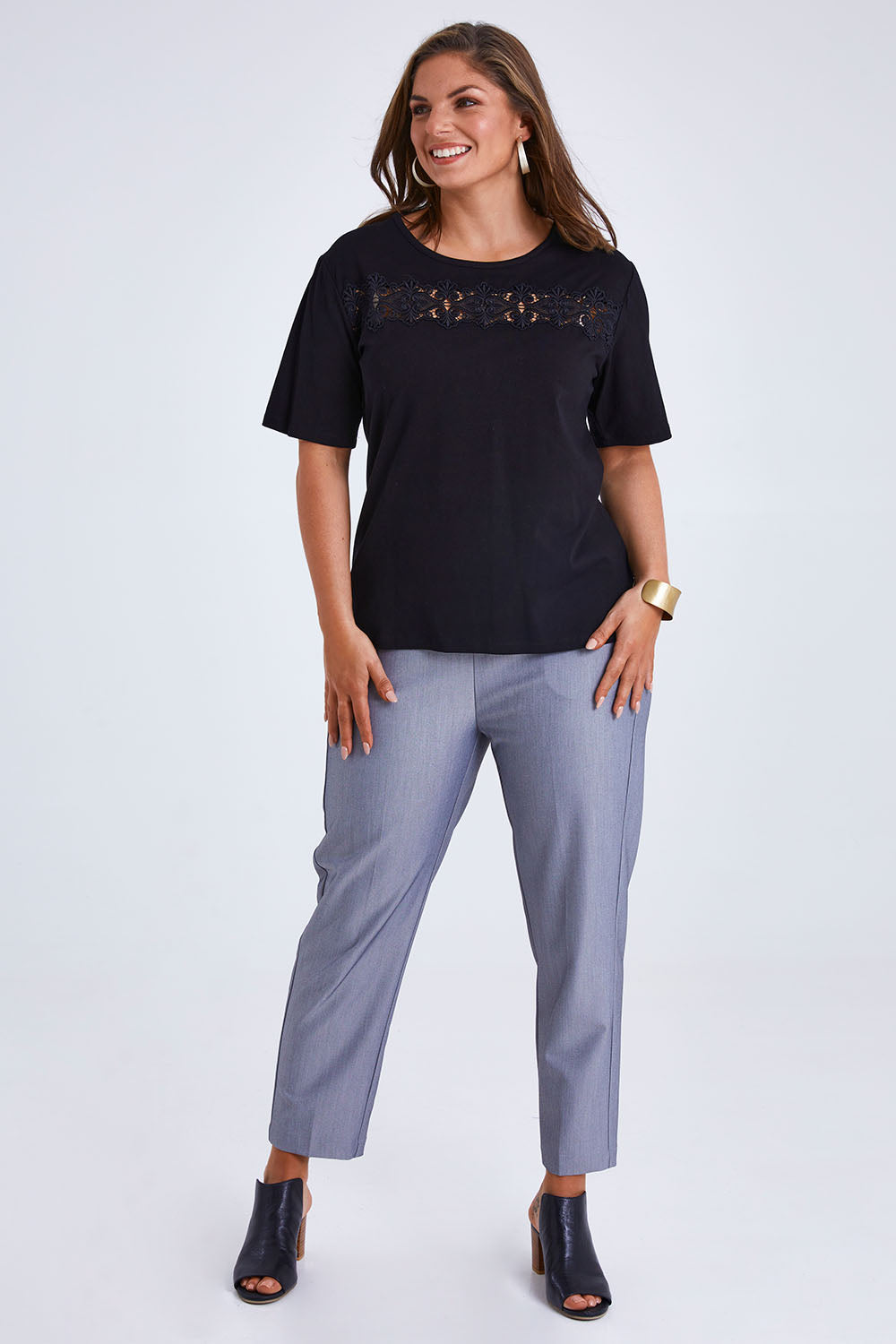 Model Monique wearing size 14 of the Belle Lace Insert Tee in colour Black (Black), from the front, showing the whole outfit