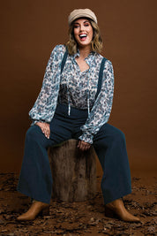 Model Jess wearing size 14 of the Paisley Lady Blouse in colour Whtpaisley (White), from the front, showing the whole outfit