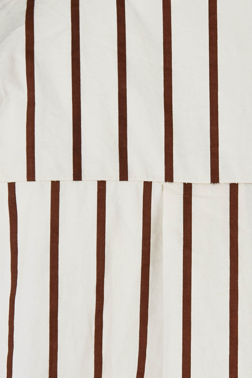 Product shot of the Relaxed Elegance Boyfriend Shirt in colour Chocstripe, detail