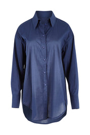 Product shot of the Relaxed Elegance Boyfriend Shirt in colour Inknavy (Blue), from the front