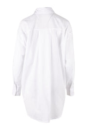 Product shot of the Relaxed Elegance Boyfriend Shirt in colour White (White), from the back