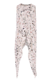 Product shot of the Flying Free Top in colour PinkFleur (Pink), from the front