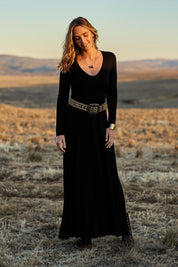 Model Tegan wearing size 10 of the My Faithful Maxi Tee Dress in colour Black (Black), from the front, showing the whole outfit