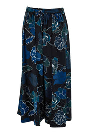 Product shot of the Walk This Way Wide Leg Pants in colour Blackblue (Black), from the back
