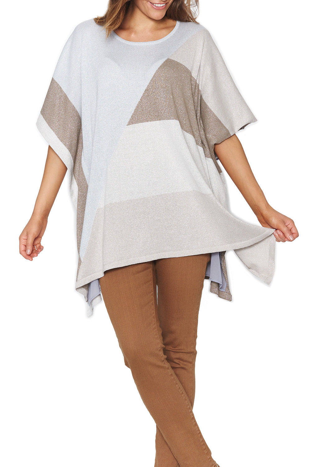 A model wearing the Geo Kaftan in colour Silver (Grey), from the front, cropped image