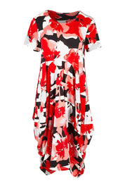Product shot of the Cap Sleeve Bounce Dress in colour Red (Red), from the front