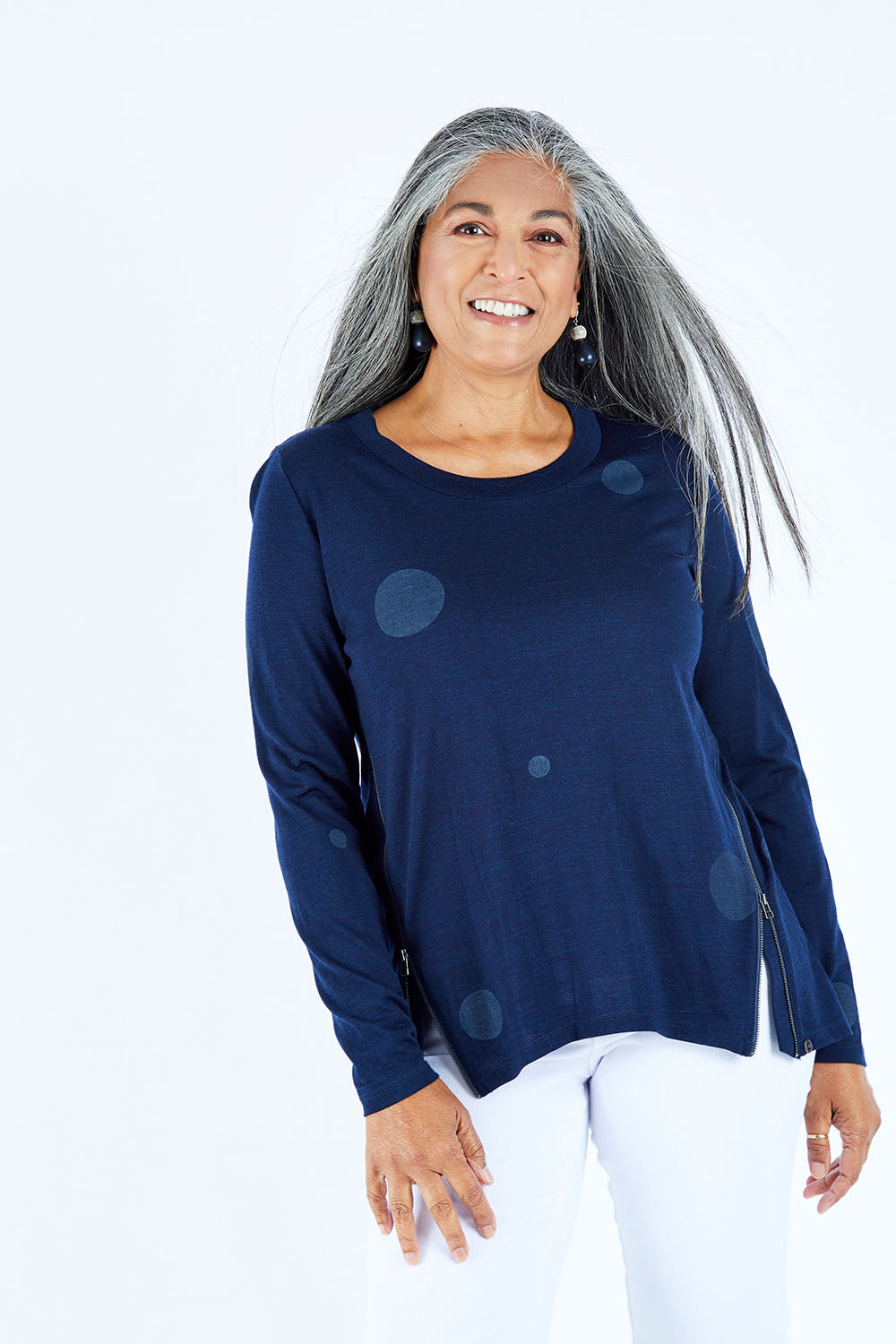 Model Nadine wearing size S of the Wired & Wonderful in colour Spot (Blue), from the front, cropped image