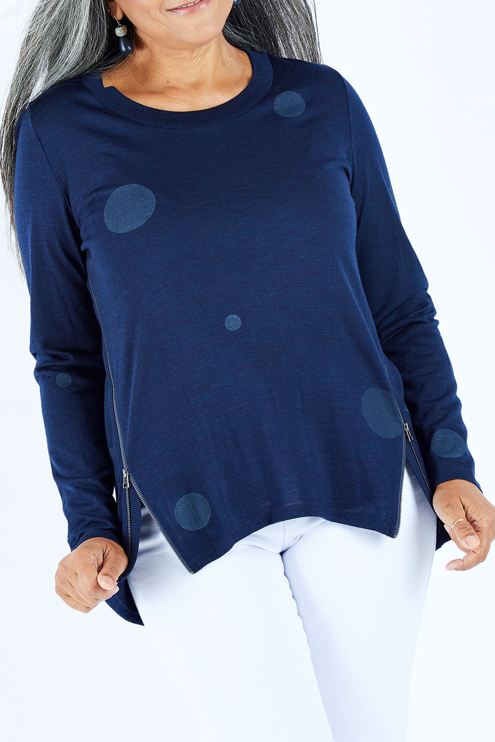Model Nadine wearing size S of the Wired & Wonderful in colour Spot (Blue), from the front, cropped image
