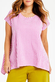Model Laura wearing size 14 of the Gingham Drape Top in colour Gingham (Pink), from the front, cropped image