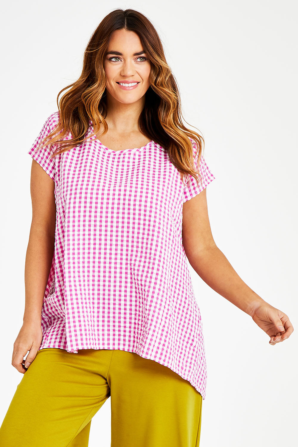 Model Laura wearing size 14 of the Gingham Drape Top in colour Gingham (Pink), from the front, cropped image