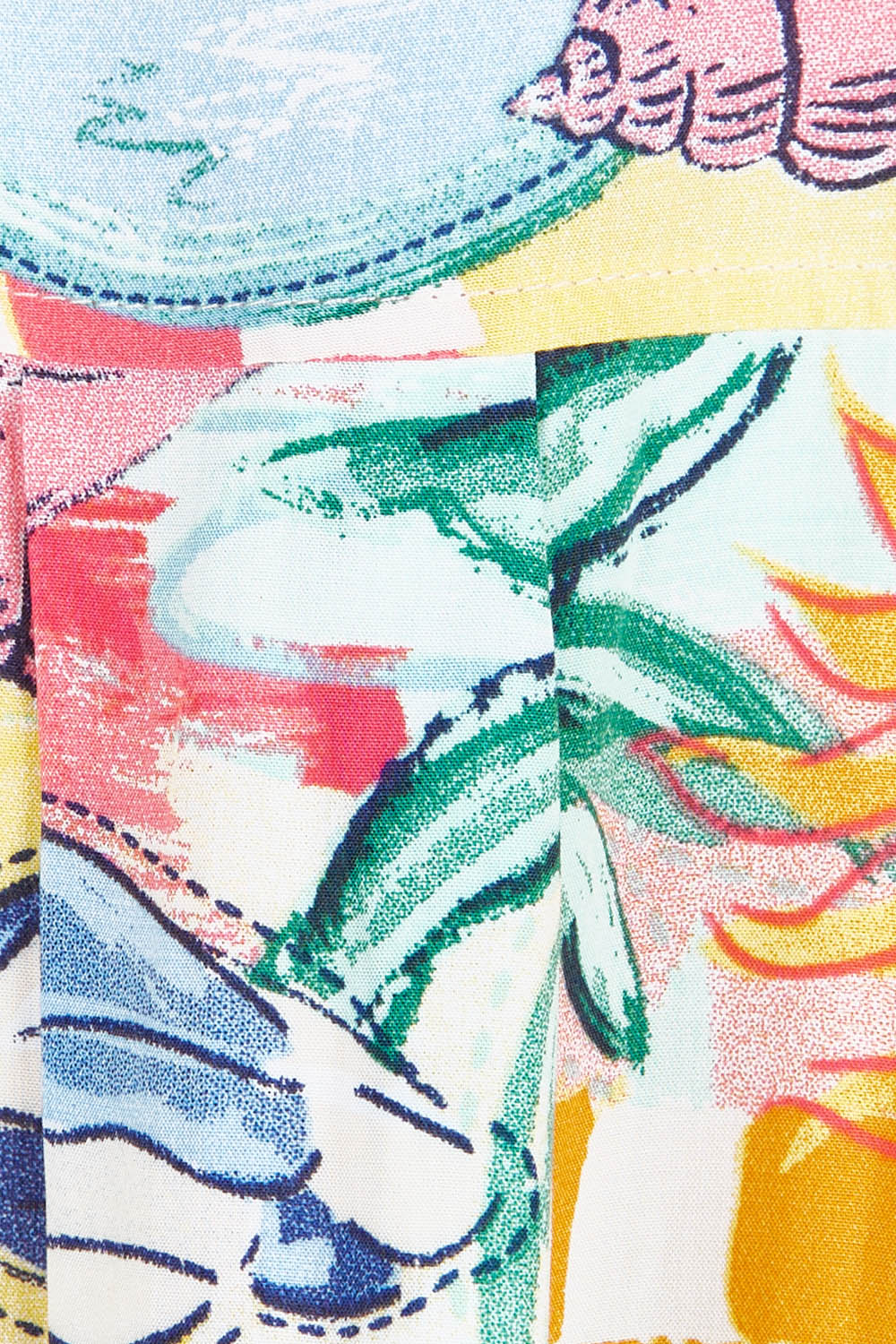 Product shot of the River Shirt in colour Multi (White), detail