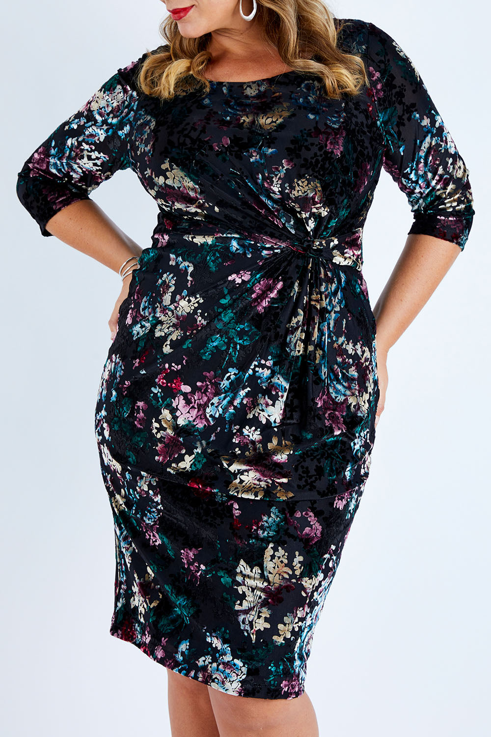 Model Fiona wearing size 16 of the Janelle Dress in colour Moonstone (Black), from the front, cropped image