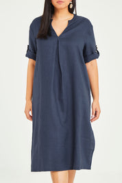 Model Noli wearing size 14 of the Preloved Linen Summer Relaxed Dress in colour Blue (Blue), from the front, cropped image