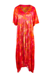 Product shot of the S/S Peak Maxi Dress in colour Bloom (Pink), from the front