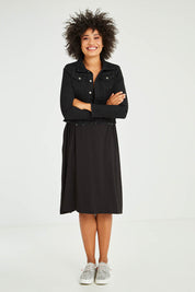 Model Olivia wearing size S of the Denim Jacket in colour Black (Black), from the front, showing the whole outfit