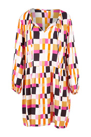 Product shot of the Sunset Gingham Tie Front Midi Dress in colour Gingham (Pink), from the front